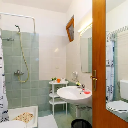 Pernar Гостевой дом 3*