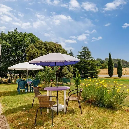 Casa de hóspedes Pernar