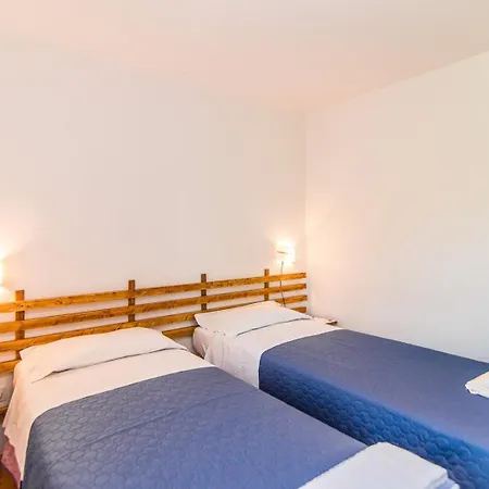 Pernar Guest house