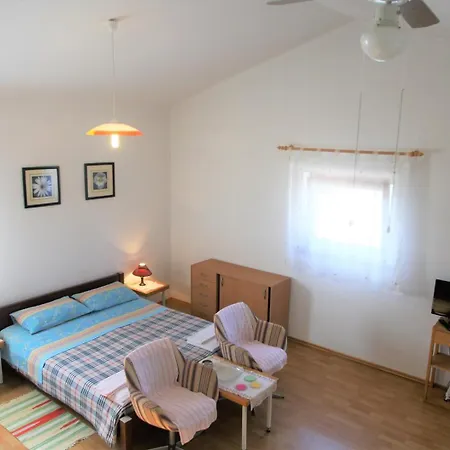 Guest house Pernar