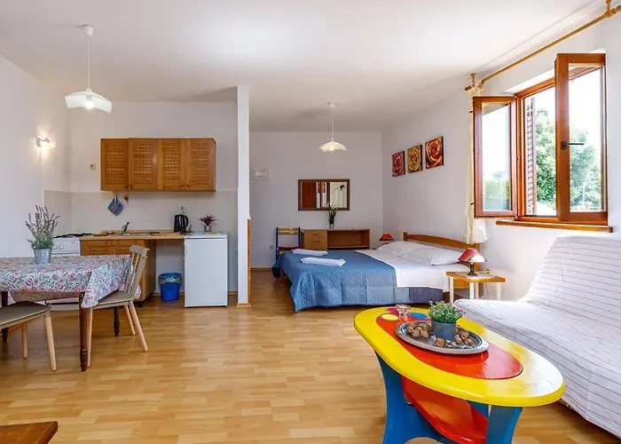 Pernar 3*