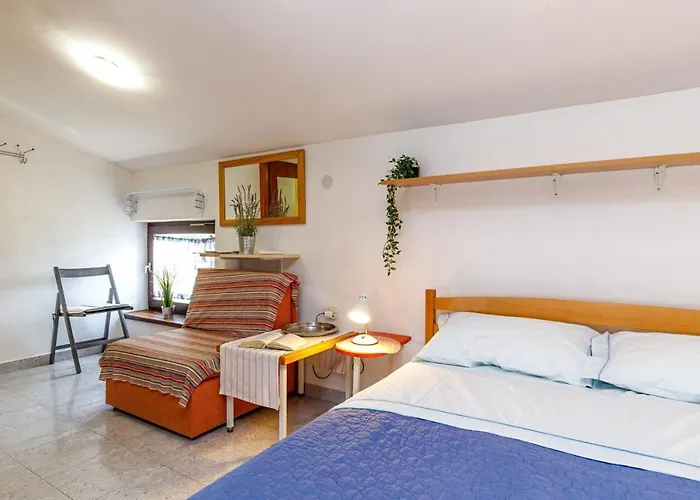 Pernar Guest house 3*