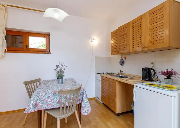 Gostinjska kuća Pernar